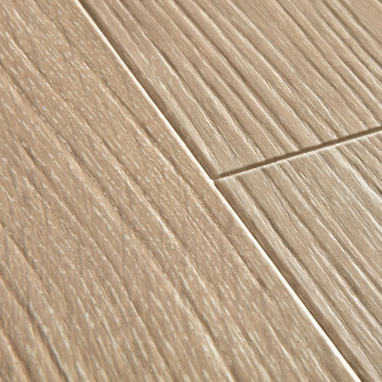 Quick-Step Majestic – Valley Light Brown Oak (MJ3555)