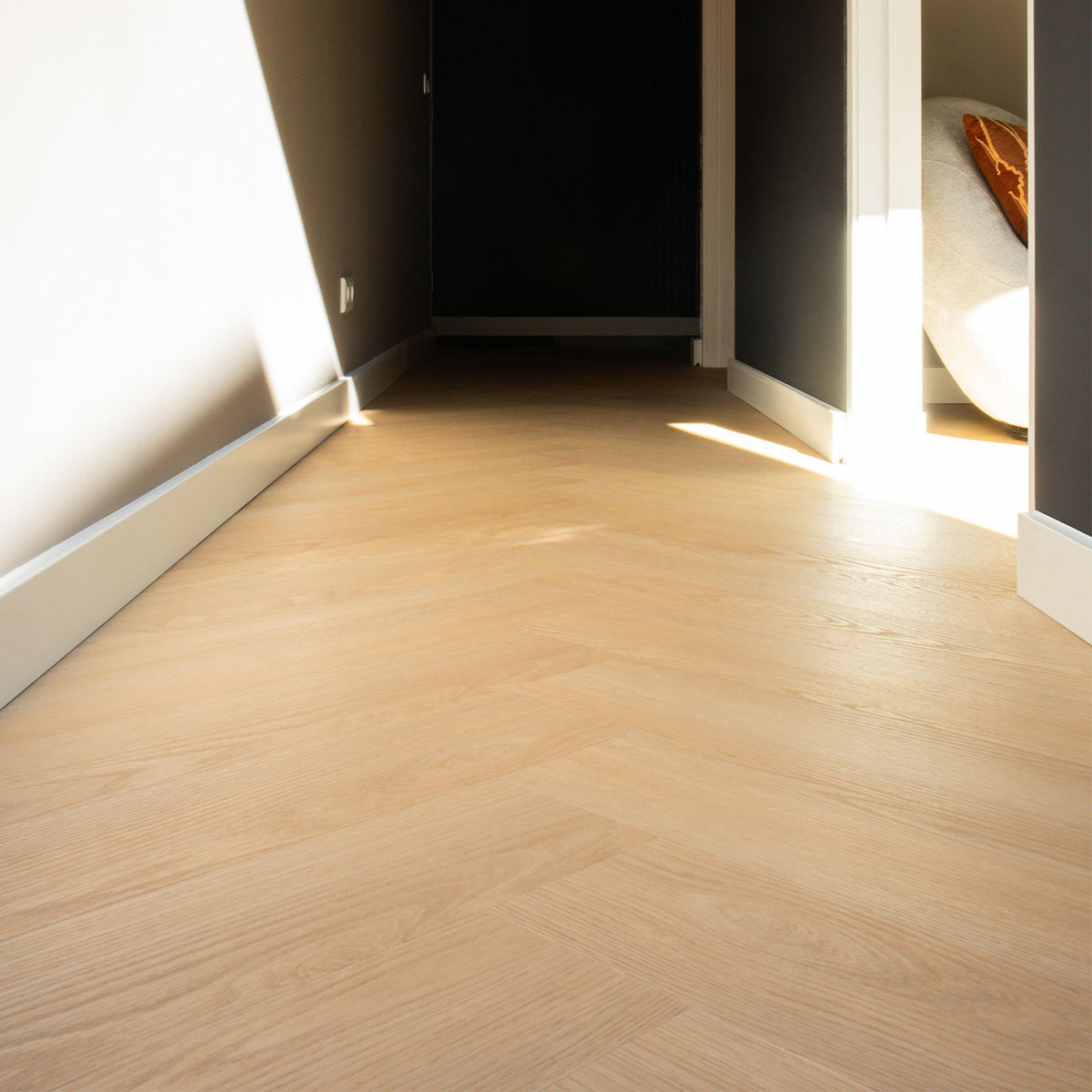 VivaFloors - Herringbone 8510