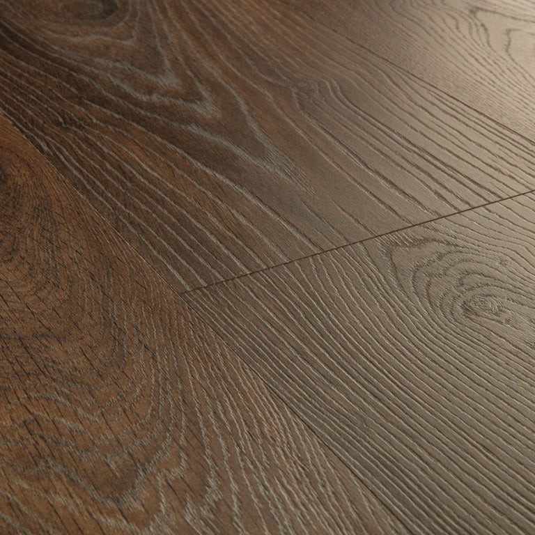Quick-Step Classic – Erdnussbraune Eiche (CLM5800)