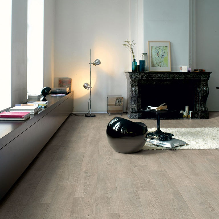 Quick-Step Classic – Alte hellgraue Eiche (CLM1405)