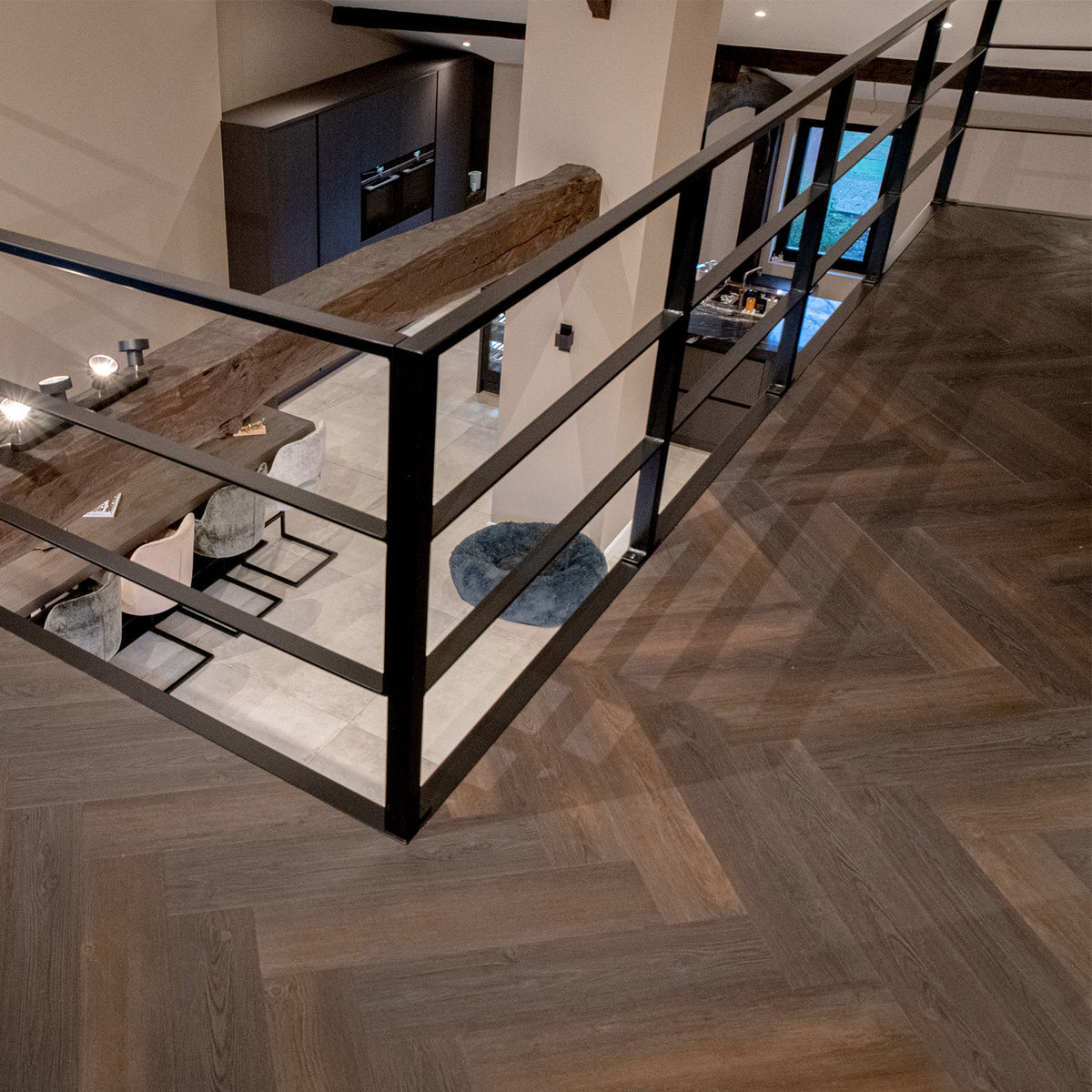 VivaFloors - Herringbone 4530