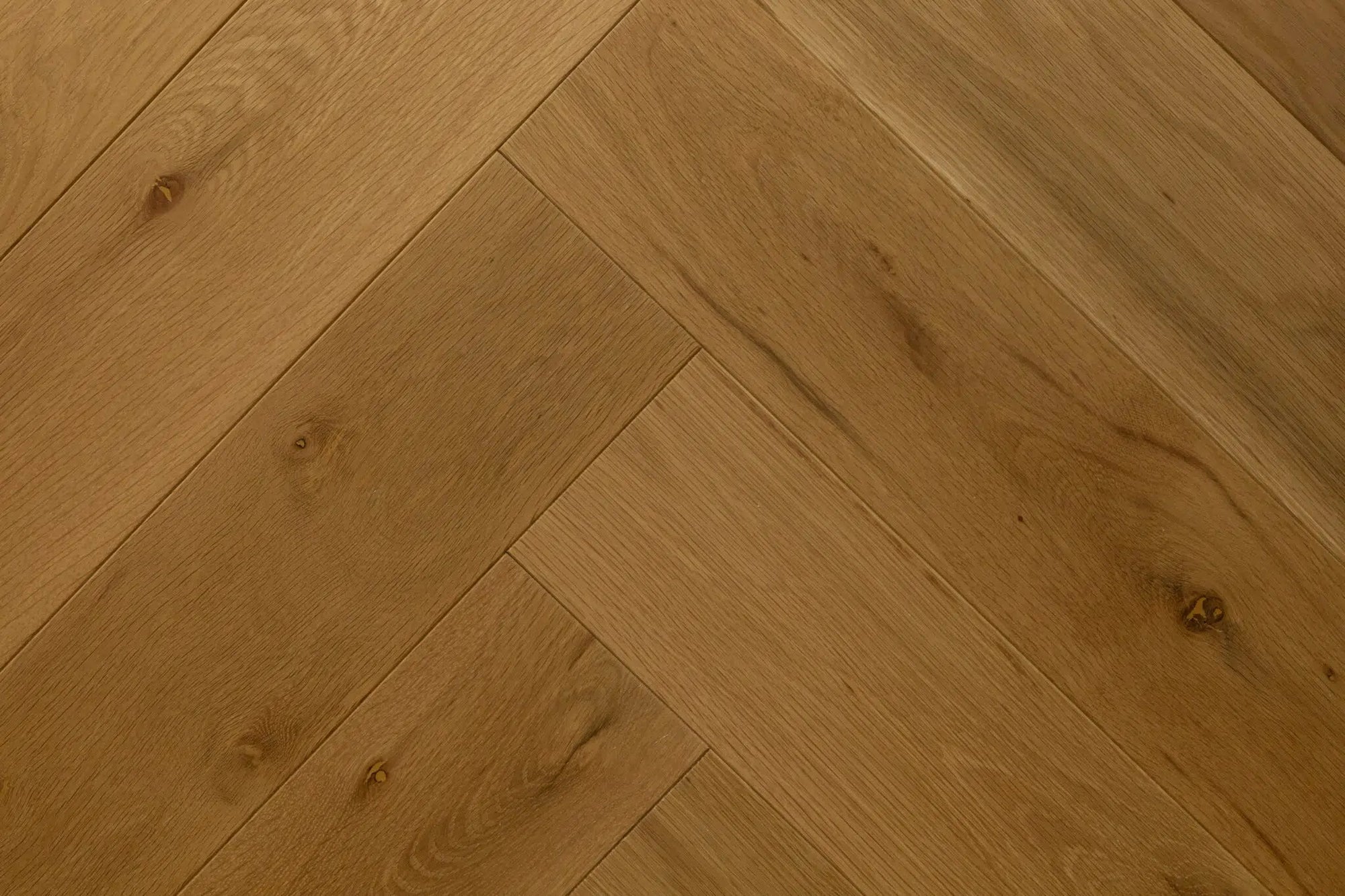 Aanbieding Houten vloeren Hongaarse punt & Visgraat vloeren