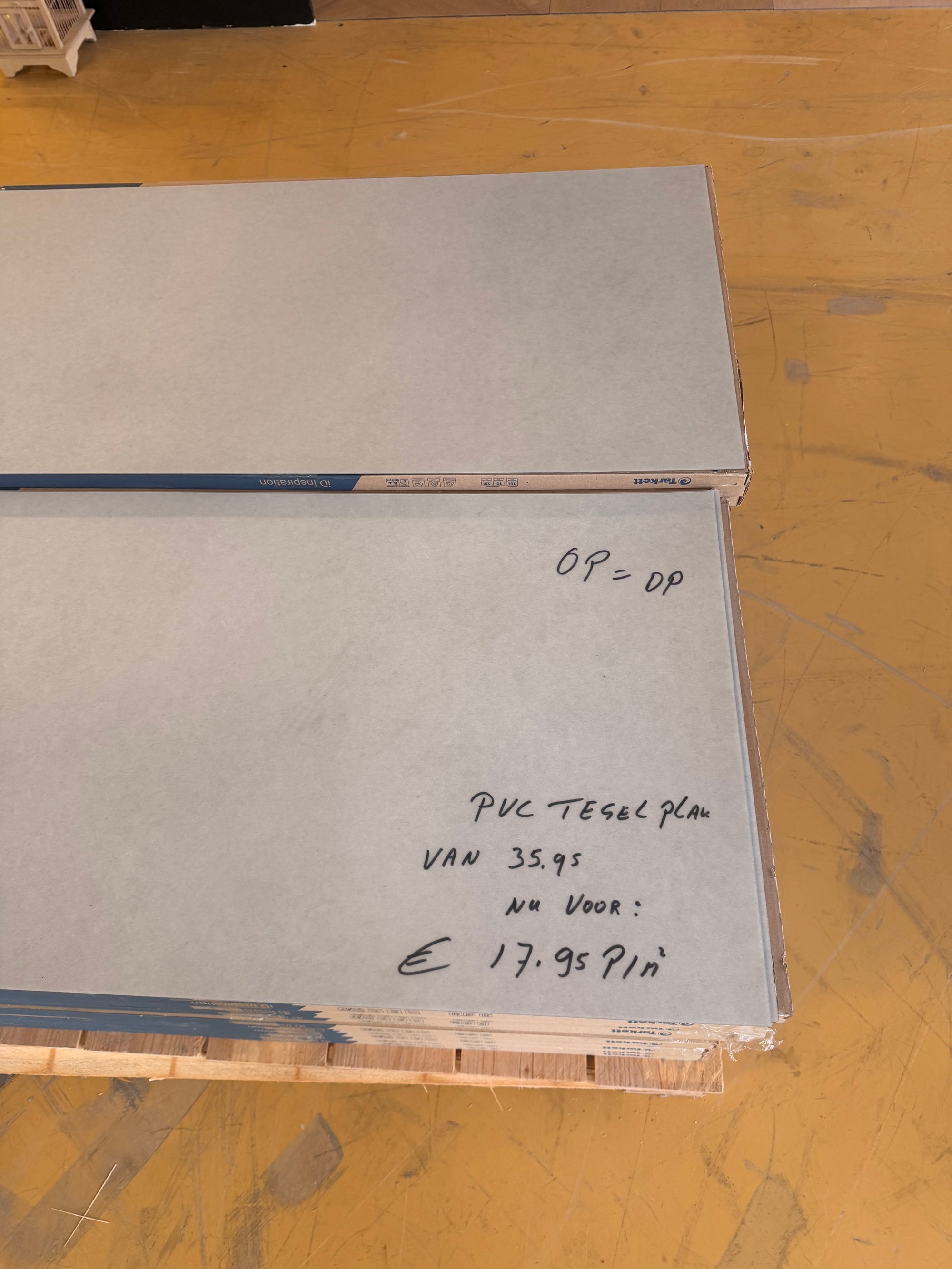 TARKETT LIGHT BLUE FIBRA DRYBACK