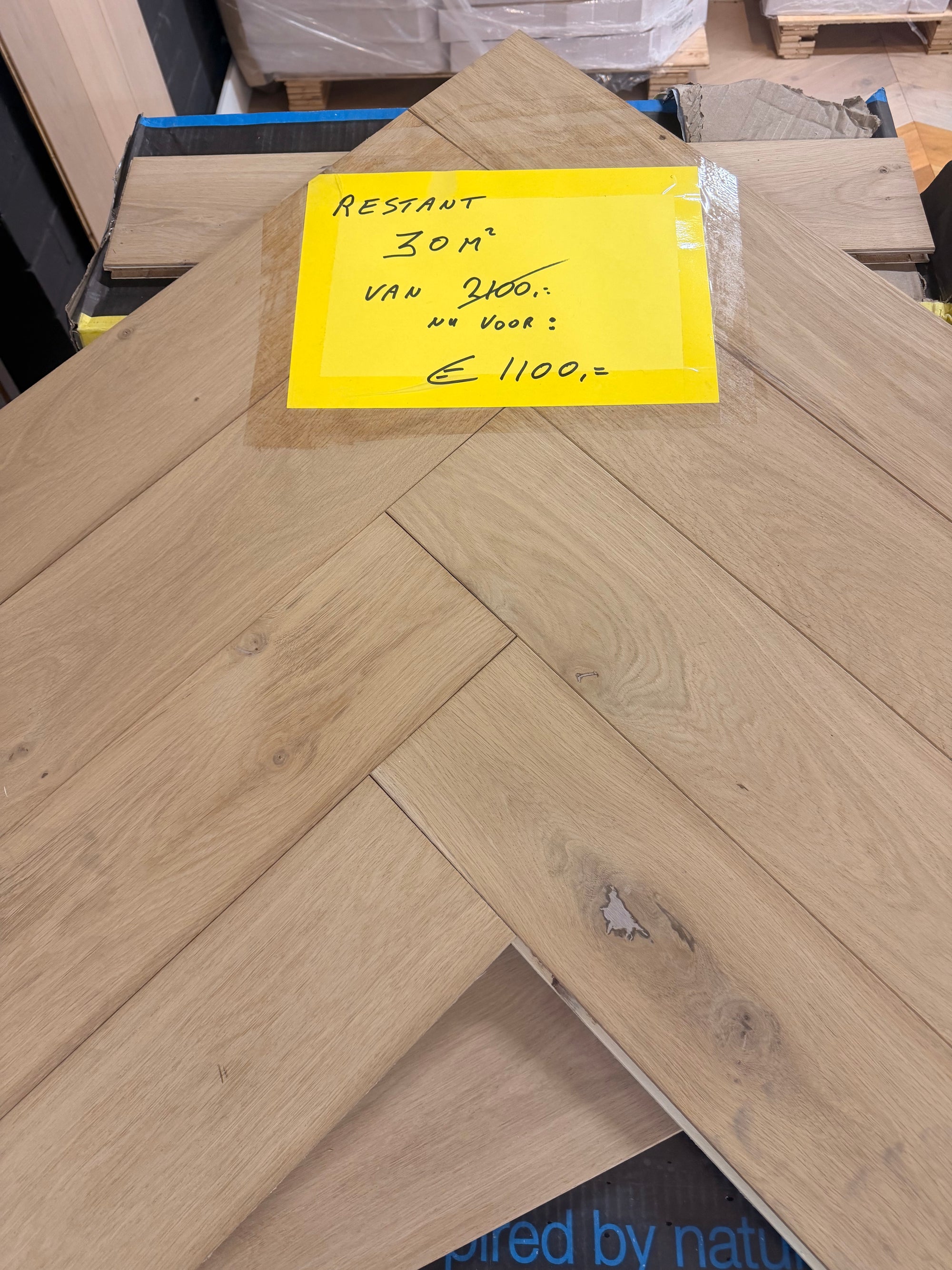 Remnant Herringbone Parquet Rustic – 30 m² | Unique Batch